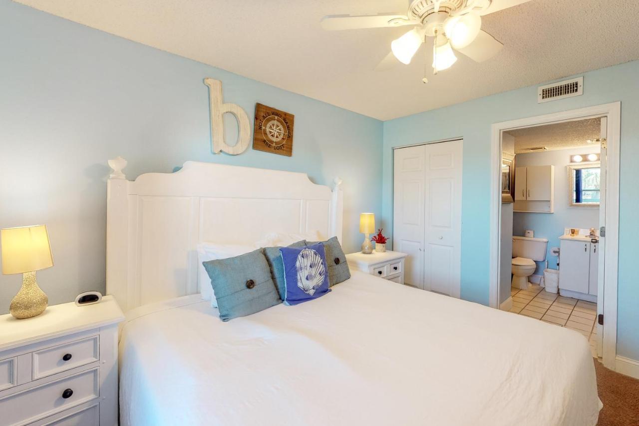 Pelican Beach Resort Дестин Екстериор снимка